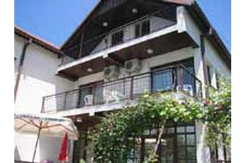 Makedoonia Privát Lagadin, Eksterjöör Makedoonia Privát Lagadin, Eksterjöör