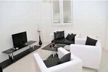 Makedonija Byt Ohrid, Interijer