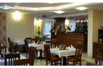 Hungrie Hotel Kecskemét, Extérieur