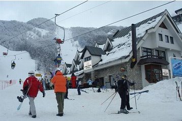 Makedoonia Hotel Mavrovo, Eksterjöör