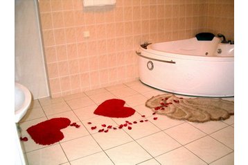 Литва Hotel Garliava, Екстер'єр