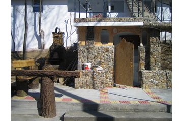 Rumeenia Penzión Săcelu, Eksterjöör