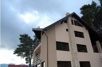 Rumeenia Privát Zărneşti, Eksterjöör