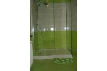 Rumeenia Privát Zărneşti, Eksterjöör