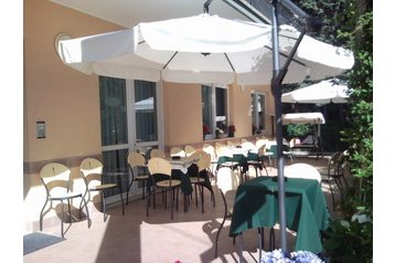 Italia Hotel Rimini, Eksteriør