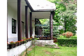 Ungarn Privát Parádsasvár, Eksteriør