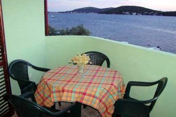 Kroatia Privát Rogoznica, Eksteriør