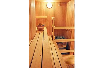 Läti Privát Cēsis, Eksterjöör