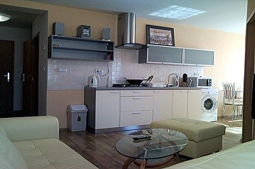 Szlovákia Byt Alsóerdőfalva / Nová Lesná, Exteriőr