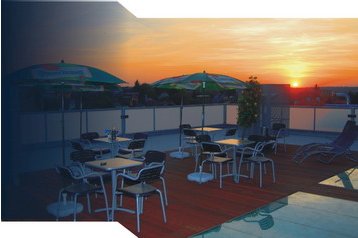 Čekija Hotel Roztoky, Eksterjeras