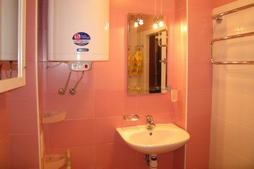 Bulgarie Byt Varna, Extérieur