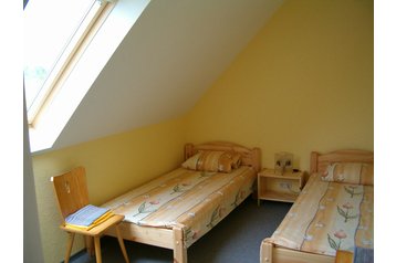 Läti Privát Jauncode, Eksterjöör