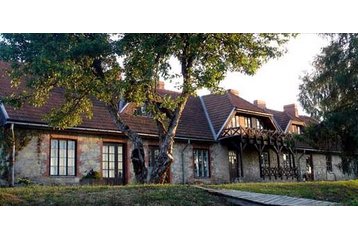 Готель Kārļi 4