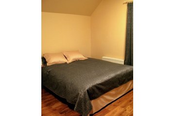 Готель Kārļi 4