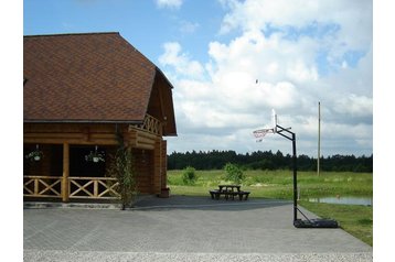 Lotyšsko Privát Dzērbene, Exteriér