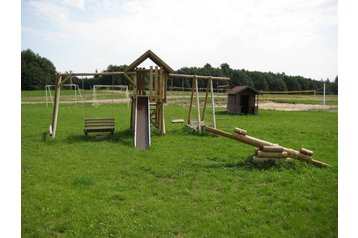 Lotyšsko Privát Dzērbene, Exteriér