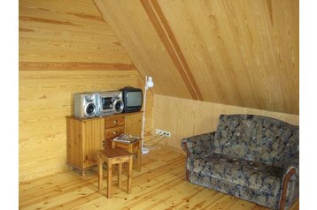 Lotyšsko Privát Dzērbene, Exteriér