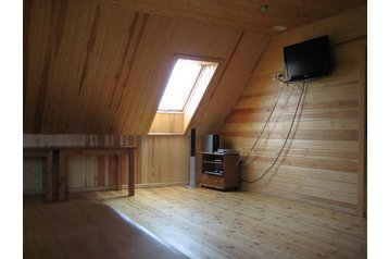 Lotyšsko Privát Dzērbene, Exteriér