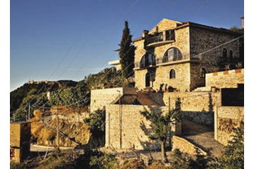 Albania Privát Kaninë, Eksteriør