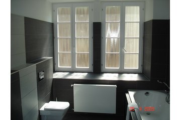 Чехія Hotel Hostinné, Екстер'єр