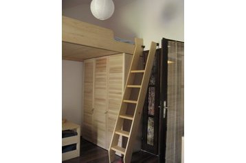 Juodkalnija Byt Stoliv, Eksterjeras