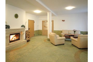 Polonia Penzión Sienna, Exteriorul