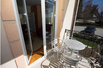 Serbia Byt Zlatibor, Eksteriør