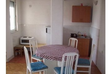 Macedonia Byt Ohrid, Exterior