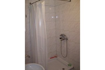 Macedonia Byt Ohrid, Esterno