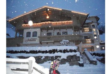 Austria Privát Hippach, Eksterjöör