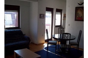 Makedonie Byt Ohrid, Exteriér