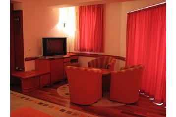 Македонiя Hotel Peštani, Екстер'єр