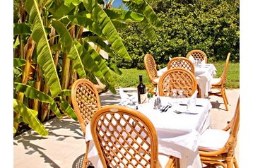 Kreeka Hotel Marmari, Eksterjöör