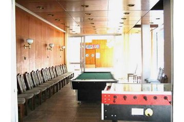 Ungari Byt Balatonföldvár, Eksterjöör