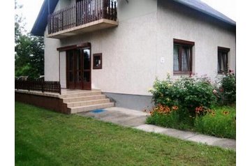 Hungary Chata Vonyarcvashegy, Exterior