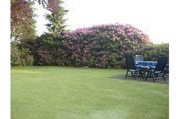 Niemcy Chata Wiefelstede, Zewnątrz