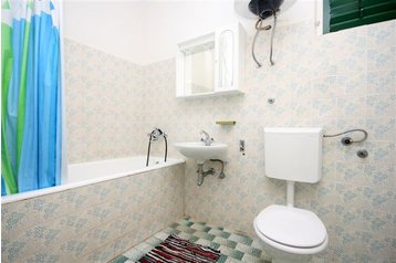 Croatia Chata Živogošće, Exterior