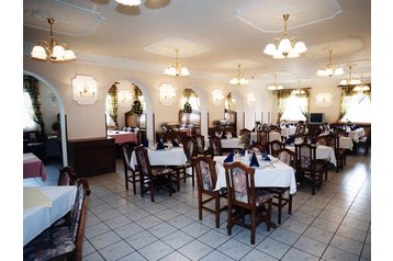 Viešbutis Töltéstava 2