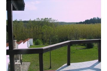 Maďarsko Privát Egerszalók, Exteriér