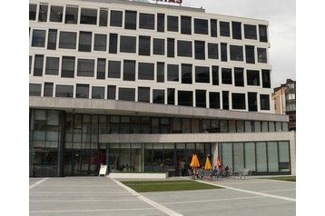 Sloveenija Hotel Postojna, Eksterjöör