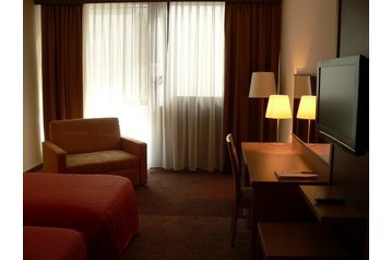 Hotel Postojna 2