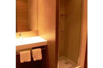 Sloveenija Hotel Postojna, Eksterjöör