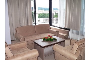 Sloveenija Hotel Postojna, Eksterjöör