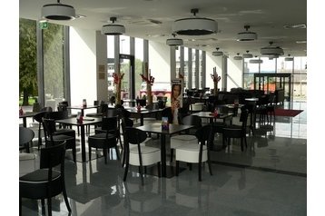 Hôtel Postojna 2