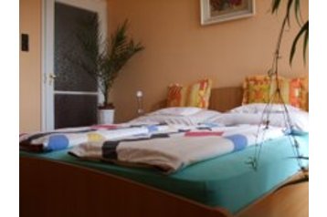 Hungría Byt Hajdúszoboszló, Exterior