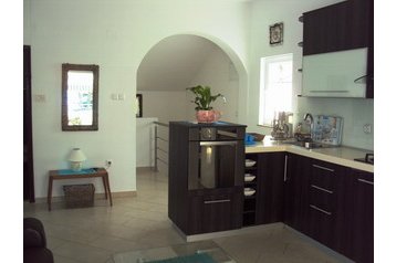 Apartamentai Malinska 11