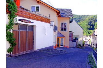 Saksamaa Chata Ediger-Eller, Eksterjöör