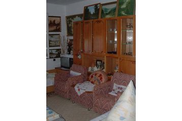 Węgry Chata Abádszalók, Zewnątrz