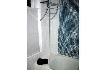 Great Britain Byt Edinburgh, Exterior