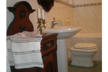 Kroatia Byt Pula, Eksteriør